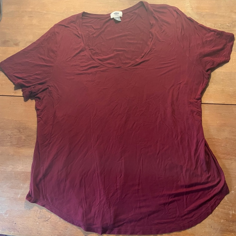 Old Navy Maroon top XL